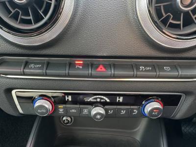 �A�E�f�B�`�R�Z�_���@�V�����Îԁ@���ި�������бѺ��߸ľ��݁B1.4L������װ�t���޴ݼ�݂�7��DSG���ς𓋍ڂ��R���19.5����/L���LEDͯ��ײā����ذ&�߯�����ā�ڰ�ް�ٰ��C��16�����Ё�ETC�ق���߼�݂́�����پ��TV���ޯ���ׁ��v����Ķ�ް���t���Ă��܂�!