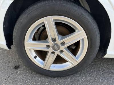 �A�E�f�B�`�R�Z�_���@�V�����Îԁ@���ި�������бѺ��߸ľ��݁B1.4L������װ�t���޴ݼ�݂�7��DSG���ς𓋍ڂ��R���19.5����/L���LEDͯ��ײā����ذ&�߯�����ā�ڰ�ް�ٰ��C��16�����Ё�ETC�ق���߼�݂́�����پ��TV���ޯ���ׁ��v����Ķ�ް���t���Ă��܂�!