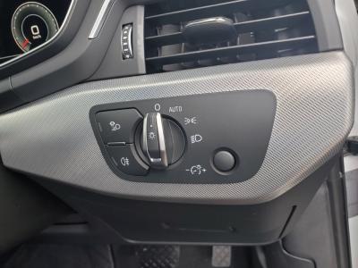 �A�E�f�B�`�S�A�o���g�@�V�����Îԁ@R2�N10����ϲ��݂��Č��s�޻޲݂ɡR3�N1���ɒǉ����ꂽ2L�ި�����������قŐV��592���~�ϲ���ʲ��د�ނ��̗p���R���WLTC17.1km/L������́�10.1�����ށ�ڰ�ް�ٰ��C��ETC��17�����Ё�C�Ű�����ذ�ق���߼�݂́�׸޼ޭ��PKG(ڻް��ܰ���&˰������޴��ײ�)����̫��PKG(��ظ�LEDײĥ360�����)���پ��TV�t��!