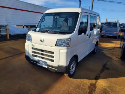 �n�C�[�b�g�J�[�S�@�V�����Îԁ@R3�N12������������ݼޡCVT���ς�V���ڤ�����STOP�Ɛؑ֎�4WD�ŔR��WLTC15.6km/L������́��ϰı���(ڰ�ް��ڰ�)����Ű�ݻ���VSC������h�~����ܰ����ށ���ײ�޼���׽��AMFM׼޵�ق���߼�݂́�ETC�����ϯĂȂǂ𑕔��