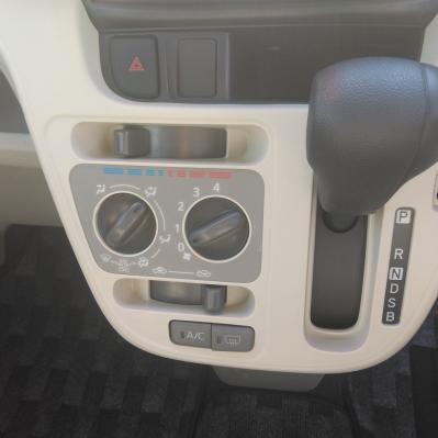 [@VÎԁ@6ڂɂȂѰނł͏Jޯޱ̗pԼĂEƗײ޼ĂɂȂ܂STOPCVTŔR31.0km/LB!éڽdi[ӺޱװVSAh~ײ޼׽CD߂ȂǂtĂ܂!