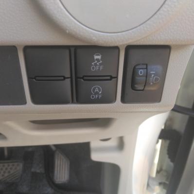 [@VÎԁ@6ڂɂȂѰނł͏Jޯޱ̗pԼĂEƗײ޼ĂɂȂ܂STOPCVTŔR31.0km/LB!éڽdi[ӺޱװVSAh~ײ޼׽CD߂ȂǂtĂ܂!