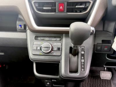 ���[���@�V�����Îԁ@R7�N6������������ݼޡ�����STOP&CVT�ŔR���WLTC22.6km/L��㋉���ق�G�ɂ́���ܰ�ײ���ޱ��14�����Ё����޽�߲װ��LEDͯ��ײ�&̫�ށ��d���߰�ݸ���ڰ����ϰı��ā���Ű�ݻ������AC�����ذ&�߯�����ā���ޑ����pUP��ڰ��P(�ޯ���ץ����ٽ�����Խ�߰��)�ق���߼�݂́���ذ����پ��TV���t���Ă��܂��I