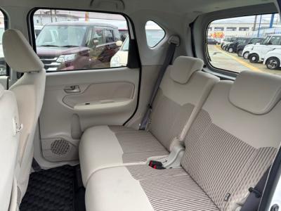 ���[���@�V�����Îԁ@6��ڂƂȂ�Ѱ�ނł͏�J���ޯ��ޱ�⍶�E�Ɨ��ײ���Լ�Ă��̗p������STOP��CVT�ŔR���4WD�ł�27.6Km/L!H29�N��ϲŰ��ݼނ����ĸ��قȂǂ�ύX����ϰı��Ă�Ver3�ɂȂ���s�ґΉ�ڰ�ް��ڰ��ɡ�ق��������e�́���ڽ���d���i�[�Ӻ��ޱ�װ��VSA������h�~���߼�݂́���ذ����پ��TV���ޯ���ׁ�ETC���t���Ă��܂��