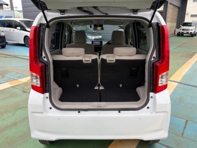 ���[���@�V�����Îԁ@6��ڂƂȂ�Ѱ�ނł͏�J���ޯ��ޱ�⍶�E�Ɨ��ײ���Լ�Ă��̗p������STOP��CVT�ŔR���4WD�ł�27.6Km/L!H29�N��ϲŰ��ݼނ����ĸ��قȂǂ�ύX����ϰı��Ă�Ver3�ɂȂ���s�ґΉ�ڰ�ް��ڰ��ɡ�ق��������e�́���ڽ���d���i�[�Ӻ��ޱ�װ��VSA������h�~���߼�݂́���ذ����پ��TV���ޯ���ׁ�ETC���t���Ă��܂��