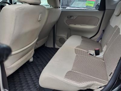 ���[���@�V�����Îԁ@6���Ѱ�ނɂȂ��ď�J���ޯ��ޱ�⍶�E�Ɨ��ײ���Լ�Ă��̗p������STOP��CVT�ŔR���31.0Km/L!H29�N��ϲ���ݼނ����ĸ��قȂǂ�ύX�����ϰı��Ă�Ver3�ɂȂ褕��s�ґΉ�ڰ�ް��ڰ�����Ű�ݻ��t���ɂȂ�܂��������ڽ����ײ�޼���׽���d���i�[�Ӻ��ޱ�װ��VSA������h�~��CD���߂Ȃǂ𑕔��