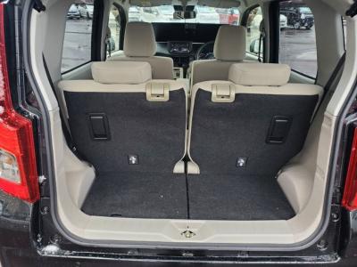 ���[���@�V�����Îԁ@6���Ѱ�ނɂȂ��ď�J���ޯ��ޱ�⍶�E�Ɨ��ײ���Լ�Ă��̗p������STOP��CVT�ŔR���31.0Km/L!H29�N��ϲ���ݼނ����ĸ��قȂǂ�ύX�����ϰı��Ă�Ver3�ɂȂ褕��s�ґΉ�ڰ�ް��ڰ�����Ű�ݻ��t���ɂȂ�܂��������ڽ����ײ�޼���׽���d���i�[�Ӻ��ޱ�װ��VSA������h�~��CD���߂Ȃǂ𑕔��