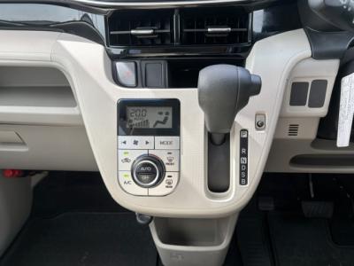 ���[���@�V�����Îԁ@�����STOP��CVT�ŔR���31.0Km/L!�������e�́��ϰı��ćV(ڰ�ް��ڰ�)��LEDͯ��ײā����ذ�����AC����ĊJ���ޱ�װ�����˰����14�����Ё����E�Ɨ��ײ��ر��Ăق���߼�݂́���ذ��ށ��ޯ���ׁ�ETC���t���Ă��܂�!