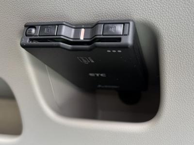 ���[���@�V�����Îԁ@�����STOP��CVT�ŔR���31.0Km/L!�������e�́��ϰı��ćV(ڰ�ް��ڰ�)��LEDͯ��ײā����ذ�����AC����ĊJ���ޱ�װ�����˰����14�����Ё����E�Ɨ��ײ��ر��Ăق���߼�݂́���ذ��ށ��ޯ���ׁ�ETC���t���Ă��܂�!