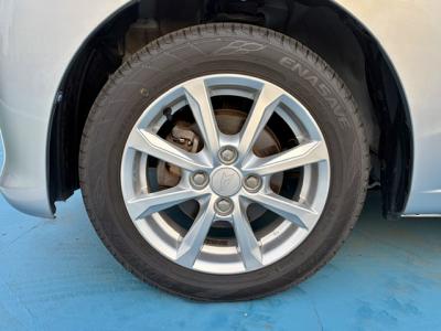 ���[���@�V�����Îԁ@�����STOP��CVT�ŔR���31.0Km/L!�������e�́��ϰı��ćV(ڰ�ް��ڰ�)��LEDͯ��ײā����ذ�����AC����ĊJ���ޱ�װ�����˰����14�����Ё����E�Ɨ��ײ��ر��Ăق���߼�݂́���ذ��ށ��ޯ���ׁ�ETC���t���Ă��܂�!