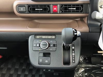 [LoX@VÎԁ@R4N7ݼޡ̉炵p50kgyʉSTOP&CVTŔR4WDԂWLTC21.6km/LɌİݶװ̾ذŏ[Gɂ́ܰײޱϰıāŰݻLEDͯײ&̫ށF˰ACd߰ݸڰޑUPڰ߯(ޯץԽ߰ٽ)USBdȂǂ𑕔!