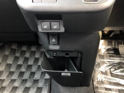 [LoX@VÎԁ@R4N7ݼޡ̉炵p50kgyʉSTOP&CVTŔR4WDԂWLTC21.6km/LɌİݶװ̾ذŏ[Gɂ́ܰײޱϰıāŰݻLEDͯײ&̫ށF˰ACd߰ݸڰޑUPڰ߯(ޯץԽ߰ٽ)USBdȂǂ𑕔!