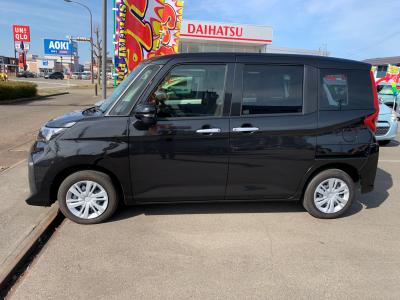 �g�[���@�V�����Îԁ@R2�N9����ϲŰ��ݼނ��Č���^�ɡ����̪�����ƭ��١1L�ݼ�݂ɱ����STOP��CVT�ŔR���18.4km/L������́��ϰı���(ڰ�ް��ڰ����Ű�ݻ�)��������ܰ�ײ���ޱ��LEDͯ��ײā����ذ&�߯������������AC�ق���߼�݂́�9�������پ��TV����ޑ���UP��ڰ���߯�(�ޯ���ץ�ñ�ݸ޽���)�Ȃǂ��t���Ă��܂��