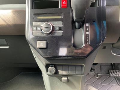 �g�[���@�V�����Îԁ@R2�N9����ϲŰ��ݼނ���������߰&���ق�ύX���Č���^�ɡ�����STOP�t1L�ݼ�݂�CVT�ŔR���16.8km/L������́��ϰı���(���s�ґΉ�ڰ�ް��ڰ����Ű�ݻ�)��������ܰ�ײ���ޱ��LEDͯ��ײā����ذ&�߯������������AC�ق���߼�݂́���ذ����پ��TV����ޑ���UP��ڰ���߯�(�ޯ���ץ����ٽ���)��ETC�t��!