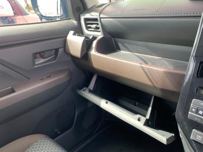 �g�[���@�V�����Îԁ@R2�N9����ϲŰ��ݼނ���������߰&���ق�ύX���Č���^�ɡ�����STOP�t1L�ݼ�݂�CVT�ŔR���16.8km/L������́��ϰı���(���s�ґΉ�ڰ�ް��ڰ����Ű�ݻ�)��������ܰ�ײ���ޱ��LEDͯ��ײā����ذ&�߯������������AC�ق���߼�݂́���ذ����پ��TV����ޑ���UP��ڰ���߯�(�ޯ���ץ����ٽ���)��ETC�t��!