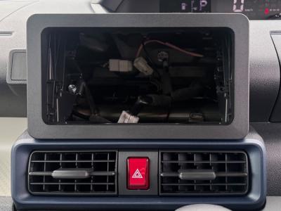 �^���g�@�V�����Îԁ@�ʐ����Ȃ�4WD!4�����Ă���������װ�̖������׸ٵ���ݽײ���ޱ���p���R5�N4���ɒǉ����ꂽ������STOPڽ�d�l�Ť�R���WLTC19.6km/L������́����LEDͯ��ײā��ϰı���(���s�ґΉ�ڰ�ް��ڰ����Ű�ݻ���)����Ċi�[�ޱ�װ�����ذ&�߯�����ā�4WD�Ԃ�����F���˰����VSC�Ȃǂ��t���Ă��܂�!