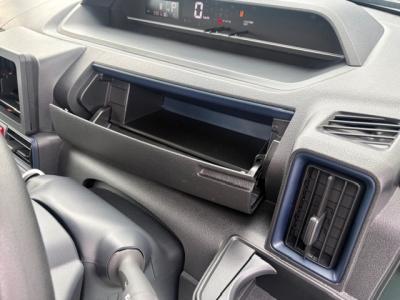 �^���g�@�V�����Îԁ@�ʐ����Ȃ�4WD!4�����Ă���������װ�̖������׸ٵ���ݽײ���ޱ���p���R5�N4���ɒǉ����ꂽ������STOPڽ�d�l�Ť�R���WLTC19.6km/L������́����LEDͯ��ײā��ϰı���(���s�ґΉ�ڰ�ް��ڰ����Ű�ݻ���)����Ċi�[�ޱ�װ�����ذ&�߯�����ā�4WD�Ԃ�����F���˰����VSC�Ȃǂ��t���Ă��܂�!