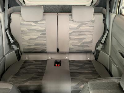 �^�t�g�@�V�����Îԁ@R2�N�ɏo���y�۽���ް�CVT��i-STOP�ŔR��WLTC21.4km/L���׽ٰ̂́����̨����TOP�Ɓ��ϰı���(ڰ�ް��ڰ����Ű�ݻ�)��W�����������LEDͯ��ײ�&̫�ށ����AC�����ذ&�߯�����ā�15�����Ё����ļ��˰������ޑ����pUP��ڰ���߯�(�ޯ���ץ����ٽ�����Խ�߰��)����ʑ����Ł�ү�����&�ԶްƯ��&�ޱ��ށ����ްF&R���ް�ްƯ���Ȃǂ𑕔��