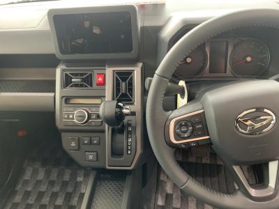 �^�t�g�@�V�����Îԁ@R2�N�ɏo���y�۽���ް�CVT��i-STOP�ŔR��WLTC21.4km/L���׽ٰ̂́����̨����TOP�Ɓ��ϰı���(ڰ�ް��ڰ����Ű�ݻ�)��W�����������LEDͯ��ײ�&̫�ށ����AC�����ذ&�߯�����ā�15�����Ё����ļ��˰������ޑ����pUP��ڰ���߯�(�ޯ���ץ����ٽ�����Խ�߰��)����ʑ����Ł�ү�����&�ԶްƯ��&�ޱ��ށ����ްF&R���ް�ްƯ���Ȃǂ𑕔��