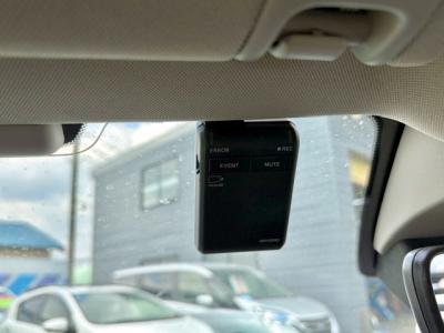 �A�R�[�h�@�V�����Îԁ@R6�N3���ɏo��11��ڱ����(�V��544.9���~)��V2L�ݼ�݂ɔ��d�Ƌ쓮�p��2Ӱ��ʲ��د�޼��т��̗p��R���WLTC23.8km/L���12.3�������پ��TV��360����ׁ�BOSE����ށ��v��ܰ���&˰����ETC�����޾ݼݸ�(ڰ�ް�ٰ��)��18�����Ё�LEDײā�ܲ�ڽ�[�d�����ذ&�߯�����ā��۱ϯĂȂǂ��t���Ă��܂��