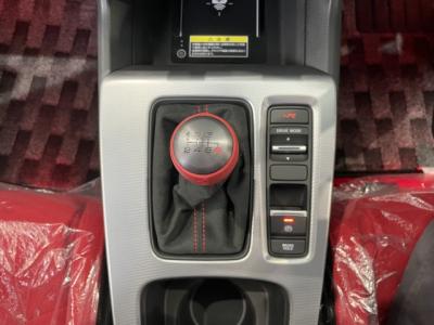 �V�r�b�N�@�V�����Îԁ@2د��VTEC���޴ݼ��330�n��&6��MT������́�19�����Ё�3�{�o����װ����p�Ծ��޹�ļ�ā���������ڰ���9�������پ��TV&�ޯ���ׁ�ETC�ق���߼�݂́��۱ϯ�7�����ޱ�޲�ް2.6���������ײ�&�����LED���6�����ޱ�װ��ް1.5�������޽ï�߶ްƯ��&�ޱ�߹&̯Ĳ��6.2�����v����м�����2����ܲ�ڽ�[�d3����հ�ΰ�0.8���t��!