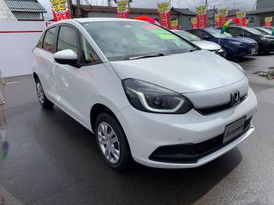 �t�B�b�g�@�V�����Îԁ@R4�N10����ϲŰ��ݼޡ�����޻޲݂�ύX����S��1.5L�����STOP�ݼ�݂�V���ڂ���ܰUP��R���WLTC16.6km/L������́����޾ݼݸ�(ڰ�ް�ٰ��)����ēd�i�ޱ�װ���d���߰�ݸ���ڰ������ذ&�߯����������̫���ޭ�PKG(ܲ�߰�ޱ����˰���װ)�ق���߼�݂́����бѲ��ر(��p���&F���˰��)����ذ���1���TV��ETC�t��!