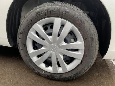 �t�B�b�g�@�V�����Îԁ@R4�N10����ϲŰ��ݼޡ�����޻޲݂�ύX����S��1.5L�����STOP�ݼ�݂�V���ڂ���ܰUP��R���WLTC16.6km/L������́����޾ݼݸ�(ڰ�ް�ٰ��)����ēd�i�ޱ�װ���d���߰�ݸ���ڰ������ذ&�߯����������̫���ޭ�PKG(ܲ�߰�ޱ����˰���װ)�ق���߼�݂́����бѲ��ر(��p���&F���˰��)����ذ���1���TV��ETC�t��!