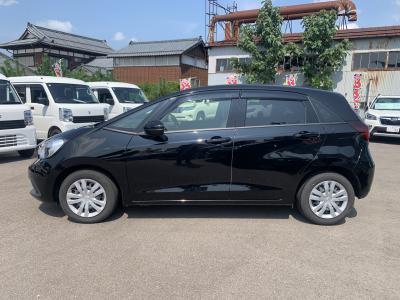 �t�B�b�g�@�V�����Îԁ@R2�N����������ݼޡ�����STOP&CVT�ŔR��WLTC20.4km/L������́����޾ݼݸ�(ڰ�ް��ڰ�&ڰ�ް�ٰ��)���d�i�ޱ�װ���d���߰�ݸ���ڰ������ذ&�߯�����ĂȂǂ̑����߼�݂́���ذ��ށ���ޑ����pSPL�߹(�ޯ���ץ����ٽ���)�Ȃǂ��t���Ă��܂�!