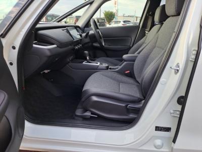 �t�B�b�g�@�V�����Îԁ@R4�N10����ϲŰ��ݼޡ�S��1.5L�����STOP�ݼ�݂�V���ڂ���ܰUP��R���WLTC18.5km/L������́����޾ݼݸ�(ڰ�ް��ڰ�&ڰ�ް�ٰ��)����LEDͯ��ײā����AC��LED��ݶ��t�d�i�ޱ�װ���d���߰�ݸ���ڰ������ذ&�߯����������߼�݂́�9������޺ȸ�����پ��TV��ޯ���ץ�ñ�ӺݥETC22���~�t��!