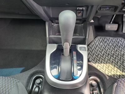 �t�B�b�g�@�V�����Îԁ@3���Fit�ɂͱ����STOP�@�\���t���ĔR���24.4km/L�H29�N6����ϲ��݂��ĐV�޻޲݂�����&ر����߰&ײĂɡ�����́����ذ&�߯���������������ٵ�Ĵ��ݑ����߼�݂́����޾ݼݸ�(ڰ�ް��ڰ������َx���tڰ�ް�ٰ��C)����ذ��ށ��ޯ���ׁ�ETC���t���Ă��܂�!