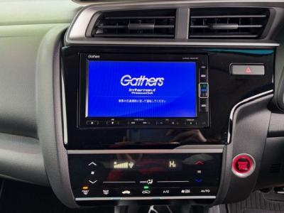 �t�B�b�g�@�V�����Îԁ@�����STOP��CVT�ŔR���24.4km/L�H29�N6����ϲ��݂��Č���^�ɡ���ʎd�l�ԂŁ����ļ��˰����360�����߰UV&IR��Ķ�׽�����ڽĕt�����ݿ�ق��t���ق����߼�݂́����޾ݼݸ�(ڰ�ް��ڰ������َx���tڰ�ް�ٰ��)��LEDͯ��ײā���ޑ����pSPL�߯�(�ޯ���ץ����ٽ���)��ETC����ذ����پ��TV���t���Ă��܂��B