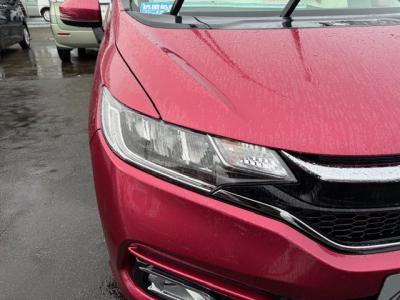 �t�B�b�g�@�V�����Îԁ@�����STOP��CVT�ŔR���24.4km/L�H29�N6����ϲ��݂��Č���^�ɡ���ʎd�l�ԂŁ����ļ��˰����360�����߰UV&IR��Ķ�׽�����ڽĕt�����ݿ�ق��t���ق����߼�݂́����޾ݼݸ�(ڰ�ް��ڰ������َx���tڰ�ް�ٰ��)��LEDͯ��ײā���ޑ����pSPL�߯�(�ޯ���ץ����ٽ���)��ETC����ذ����پ��TV���t���Ă��܂��B