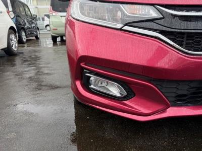 �t�B�b�g�@�V�����Îԁ@�����STOP��CVT�ŔR���24.4km/L�H29�N6����ϲ��݂��Č���^�ɡ���ʎd�l�ԂŁ����ļ��˰����360�����߰UV&IR��Ķ�׽�����ڽĕt�����ݿ�ق��t���ق����߼�݂́����޾ݼݸ�(ڰ�ް��ڰ������َx���tڰ�ް�ٰ��)��LEDͯ��ײā���ޑ����pSPL�߯�(�ޯ���ץ����ٽ���)��ETC����ذ����پ��TV���t���Ă��܂��B