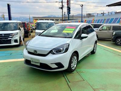 �t�B�b�g�@�V�����Îԁ@R2�N��������ݼނ���4���̨�ġ1.5L�ݼ�݂ɔ��d�Ƌ쓮�p��2Ӱ��ʲ��د�޼��т�V�̗p��R���WLTC29.4km/L������́����޾ݼݸ�(ڰ�ް��ڰ��ڰ�ް�ٰ��)��LEDͯ��ײā����AC��LED��ݶ��t�d�i�ޱ�װ���d���߰�ݸ���ڰ������ذ&�߯�������ق���߼�݂́���ذ��ށ��ޯ���ׁ�ETC�Ȃǂ𑕔��