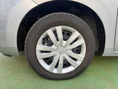 �t�B�b�g�@�V�����Îԁ@R2�N��������ݼޡ1.5L�ݼ�݂ɔ��d�Ƌ쓮�p��2Ӱ��ʲ��د�޼��т�V�̗p��R���WLTC25.6km/L������޾ݼݸ�(ڰ�ް��ڰ�&ڰ�ް�ٰ��)����LEDͯ��ײā����AC���d���߰�ݸ���ڰ������ذ&�߯�����ā�ܲ�߰�ޱ�������߼�݂́���ذ��ށ�ETC�t���