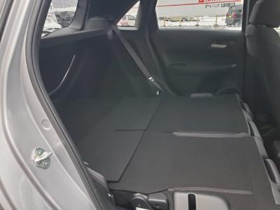 �t�B�b�g�@�V�����Îԁ@R2�N�ɏo��4���̨�Ă�ʲ��د�ޡ1.5L�ݼ�݂ɔ��d�Ƌ쓮�p��2Ӱ��ʲ��د�޼��т�V�̗p��R���JC08Ӱ��38.6km/L������́�LEDͯ��ײā����AC��LED��ݶ��t�d�i�ޱ�װ���d���߰�ݸ���ڰ������ذ&�߯�������ق���߼�݂́���ذ��ށ��ޯ���ׁ�ETC�Ȃǂ𑕔��