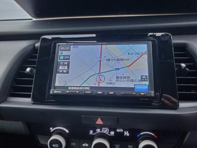 �t�B�b�g�@�V�����Îԁ@R2�N�ɏo��4���̨�Ă�ʲ��د�ޡ1.5L�ݼ�݂ɔ��d�Ƌ쓮�p��2Ӱ��ʲ��د�޼��т�V�̗p��R���JC08Ӱ��38.6km/L������́�LEDͯ��ײā����AC��LED��ݶ��t�d�i�ޱ�װ���d���߰�ݸ���ڰ������ذ&�߯�������ق���߼�݂́���ذ��ށ��ޯ���ׁ�ETC�Ȃǂ𑕔��