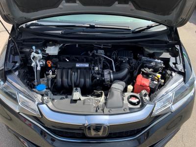 �t�B�b�g�@�V�����Îԁ@H29�N6����ϲ��݂Ō���^�ɂȂ�F&R����߰�޻޲ݓ���ύX�ʲ��د�ނ�1.5L�ݼ�݂�Ӱ����7��DCT��g�������R��36.4km/L������́����ذ&�߯���������������ٵ��AC��VSA������h�~�ق���߼�݂́����޾ݼݸ�(ڰ�ް��ڰ��ڰ�ް�ٰ��C)����ذ���&�ޯ���ׁ�ETC���t���Ă��܂�!