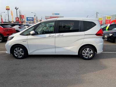 �t���[�h�n�C�u���b�h�@�V�����Îԁ@1.5L�ݼ�݂�ʲ��د�޼��т�7��AT�ŔR���WLTC20.8km/L�R1�N10����ϲ��݂�����̪�����ƭ��١�����޾ݼݸ�(ڰ�ް��ڰ��ڰ�ް�ٰ��)��������ܰ�ײ���ޱ��LEDͯ��ײā����ذ&�߯������������AC����ޑ����p��߼��PKG(�ޯ���ץ�ñ�ݸ��Ӻ�)��ETC�ق���߼�݂́���ذ���1���TV�Ȃǂ𑕔�!