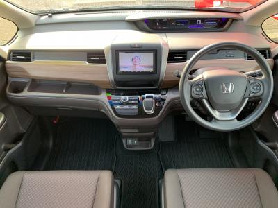 �t���[�h�n�C�u���b�h�@�V�����Îԁ@1.5L�ݼ�݂�ʲ��د�޼��т�7��AT�ŔR���WLTC20.8km/L�R1�N10����ϲ��݂�����̪�����ƭ��١�����޾ݼݸ�(ڰ�ް��ڰ��ڰ�ް�ٰ��)��������ܰ�ײ���ޱ��LEDͯ��ײā����ذ&�߯������������AC����ޑ����p��߼��PKG(�ޯ���ץ�ñ�ݸ��Ӻ�)��ETC�ق���߼�݂́���ذ���1���TV�Ȃǂ𑕔�!