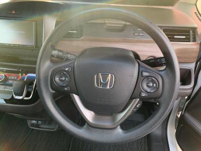 �t���[�h�n�C�u���b�h�@�V�����Îԁ@1.5L�ݼ�݂�ʲ��د�޼��т�7��AT�ŔR���WLTC20.8km/L�R1�N10����ϲ��݂�����̪�����ƭ��١�����޾ݼݸ�(ڰ�ް��ڰ��ڰ�ް�ٰ��)��������ܰ�ײ���ޱ��LEDͯ��ײā����ذ&�߯������������AC����ޑ����p��߼��PKG(�ޯ���ץ�ñ�ݸ��Ӻ�)��ETC�ق���߼�݂́���ذ���1���TV�Ȃǂ𑕔�!