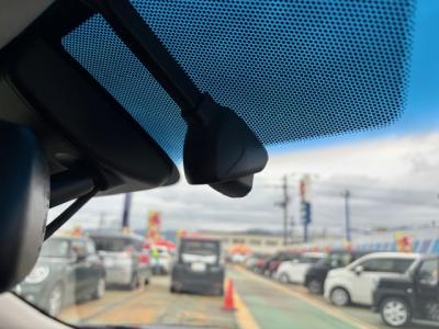 �C���T�C�g�@�V�����Îԁ@H30�N12���ɏo��3��ڲݻ�ġ��182cm��3���ްܲ�ނ̾��ݡ1.5L�ݼ�݂�2Ӱ��ʲ��د�޼��т𓋍ڂ��R��31.4km/L!�����́����޾ݼݸ�(ڰ�ް��ڰ��ڰ�ް�ٰ�ޓ�)��8�������پ��TV&�ޯ���ׁ�ʰ�ڻްF��ܰ���&˰����17�����Ё�LEDͯ��ײ�&̫�ށ����ذ��ETC�Ȃǂ𑕔��