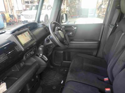 �m�@�a�n�w�J�X�^���@�V�����Îԁ@�����STOP&CVT�ŔR���19.8km/L������́����޾ݼݸ�(ڰ�ް��ڰ��ڰ�ް�ٰ��)����ܰ�ײ���ޱ��F���˰����LEDͯ��ײā����ݼ�ٳ�ݶ������ذ&�߯���������14�����Ё����AC��LED̫�ށ���ޑ���SPL�߯�(�ޯ���ץ����ٽ���)�ق���߼�݂́���ذ����پ��TV��ETC�Ȃǂ��t���Ă��܂�!