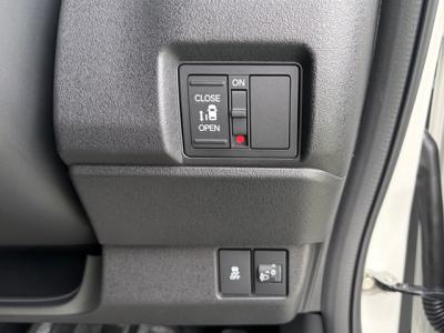 �m�@�a�n�w�J�X�^���@�V�����Îԁ@R5�N10����������ݼޡ�����STOP&CVT�ŔR���WLTC19.4km/L����د���ȶ��тŁ����޾ݼݸ�(ڰ�ް��ڰ�����ǎx���tڰ�ް�ٰ��)����ܰ�ײ���ޱ��LEDͯ��ײā����ݼ�ٳ�ݶ���14�����Ё����ذ&�߯������������AC��LED̫�ށ���ޑ���SPL�߯�(�ޯ���ד�)��F���˰���Ȃǂ𑕔����߼�ݶװ���߰��ܲ�3.3���~�t!