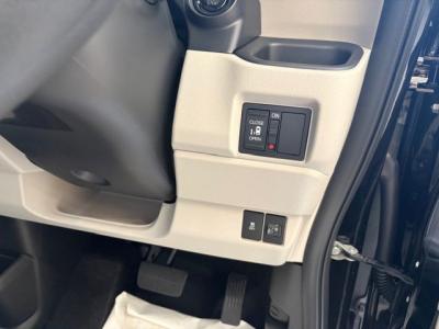 �m�@�a�n�w�@�V�����Îԁ@R5�N10����������ݼޡ�����STOP&CVT�ŔR���WLTC21.6km/L������޾ݼݸ�(ڰ�ް��ڰ�����ǎx��ڰ�ް�ٰ��)����ܰ�ײ���ޱ��LEDͯ��ײā����ذ&�߯������������AC��LED̫�ށ���ޑ���SPL�߯�(�ޯ���ד�)�Ȃǂ��t���Ă��܂��