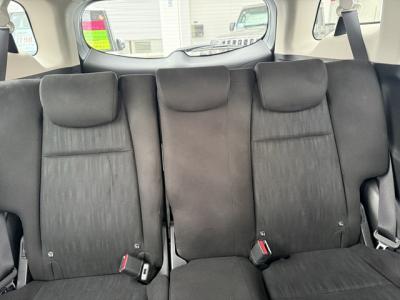 �V���g���@�V�����Îԁ@R1�N5����ϲŰ��ݼނŌ���^�ɡ�O������߰�޻޲݂Ȃǂ�ύX�������޾ݼݸ�(ڰ�ް��ڰ������ّ��Ǖtڰ�ް�ٰ��)���̗p�1.5L�ݼ�݂�7��AT�ŔR���25.2km/L��������e�́����ذ&�߯������������AC���d���i�[�ޱ�װ����ײ�޼���׽�ق����߼�݂́���ذ����پ��TV����ޑ���PKG(�ޯ���ץ�ñ�ݸ��Ӻ�)��ETC���t���Ă��܂�!