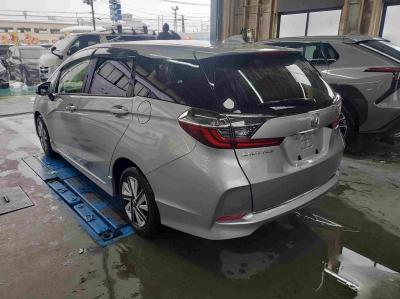 �V���g���@�V�����Îԁ@R1�N5����ϲŰ��ݼނŌ���^�ɡ�O������߰�޻޲݂Ȃǂ�ύX�������޾ݼݸ�(ڰ�ް��ڰ������ّ��Ǖtڰ�ް�ٰ��)���̗p�1.5L�ݼ�݂�7��AT�ŔR���25.2km/L��������e�́����ذ&�߯������������AC���d���i�[�ޱ�װ����ײ�޼���׽�ق����߼�݂́���ذ����پ��TV����ޑ���PKG(�ޯ���ץ�ñ�ݸ��Ӻ�)��ETC���t���Ă��܂�!