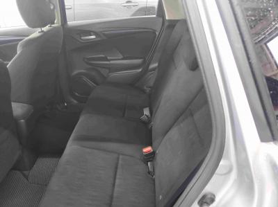 �V���g���@�V�����Îԁ@R1�N5����ϲŰ��ݼނŌ���^�ɡ�O������߰�޻޲݂Ȃǂ�ύX�������޾ݼݸ�(ڰ�ް��ڰ������ّ��Ǖtڰ�ް�ٰ��)���̗p�1.5L�ݼ�݂�7��AT�ŔR���25.2km/L��������e�́����ذ&�߯������������AC���d���i�[�ޱ�װ����ײ�޼���׽�ق����߼�݂́���ذ����پ��TV����ޑ���PKG(�ޯ���ץ�ñ�ݸ��Ӻ�)��ETC���t���Ă��܂�!