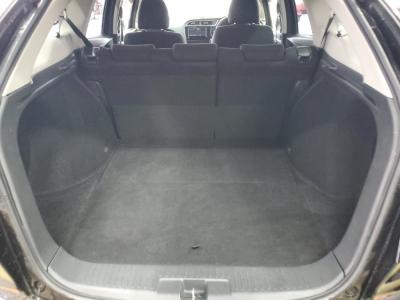 �V���g���@�V�����Îԁ@�l�C��ʲ��د�ޡ̨��HV�Ɠ���1.5L�ݼ��&Ӱ����7��AT�ŔR���34.4km/L!̨�Ă��40cm������Ᏸ�ōL��׹ޯ�޽�߰�������́����ذ&�߯�����ā����AC���߼�݂́���ذ����پ��TV���ޯ���ׁ�ETC�Ȃǂ��t���Ă��܂�!