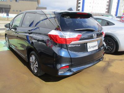 �V���g���@�V�����Îԁ@R1�N5����ϲŰ��ݼނŌ���^�ɂȂ�O������߰�޻޲݂Ȃǂ�ύX�1.5L�ݼ�݂�7��AT�ŔR���WLTC24.8km/L!�����޾ݼݸ�(ڰ�ް��ڰ������َx���tڰ�ް�ٰ��)�����ذ����ޑ���PKG(�ޯ���ץ�ñ�ݸ��ӺݥETC)��LEDͯ��ײ�&̫�ށ�ܲ�߰�ޱ���������ټ��ā�F���˰���ق���߼�݂́���ذ����پ��TV���t���Ă��܂�!